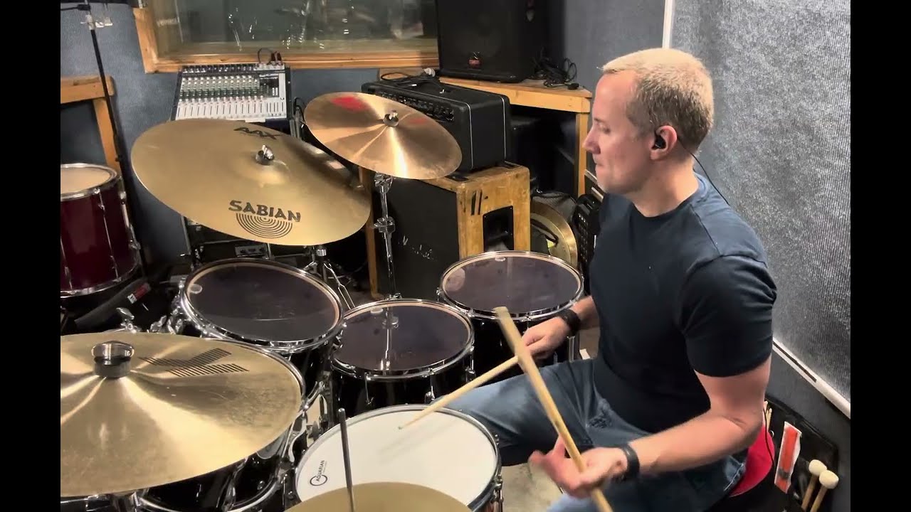Yamaha Recording Custom - iPhone 14 Recording
