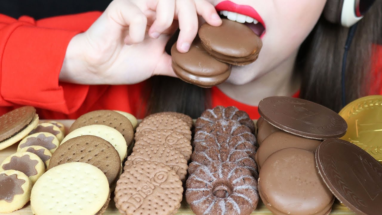 ASMR CHOCOLATE RINGS, COINS & MEDALS | Best Chocolate Candy For ASMR (Eating Sounds)