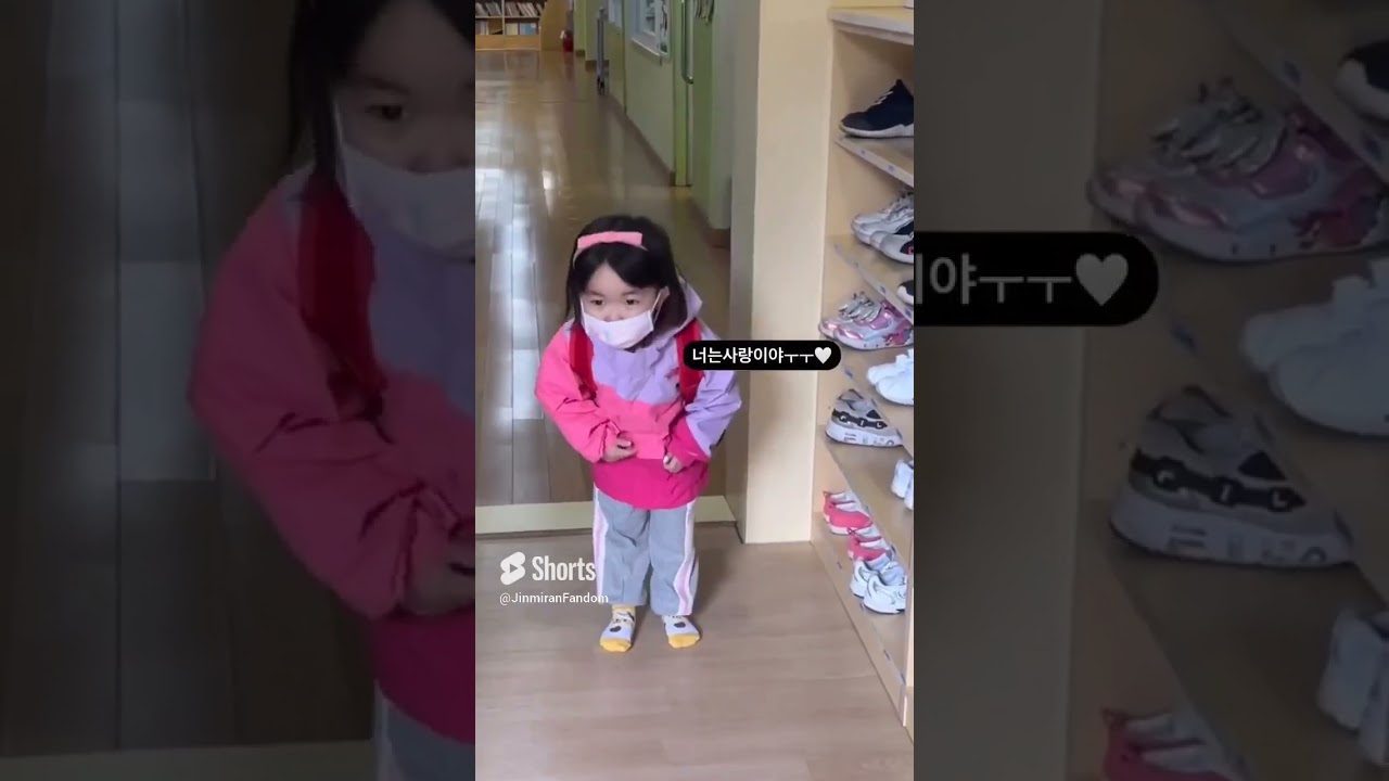 Romi is so well mannered girl😍😍#youtubeshorts #shorts #viral #jinmiran #rohee