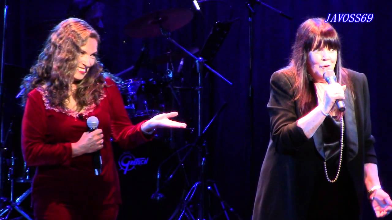 Marilina Ross & Sandra Mihanovich - Puerto Pollensa