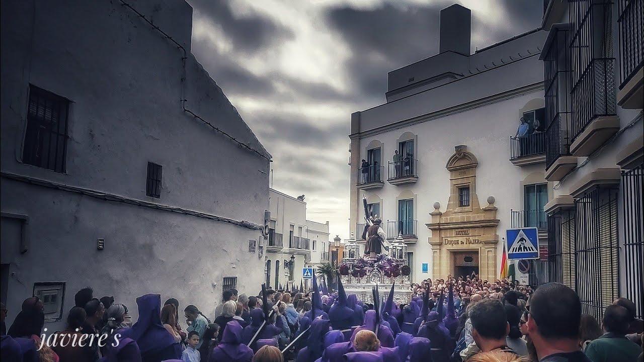 Nazareno de Rota por Duque de Nájera. @rosariocrevillent 🎼 gitano de Sevilla.