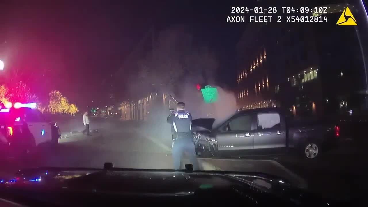 WATCH: Driver suspected of hitting 2 pedestrians leads Fort Worth police on high-speed chase