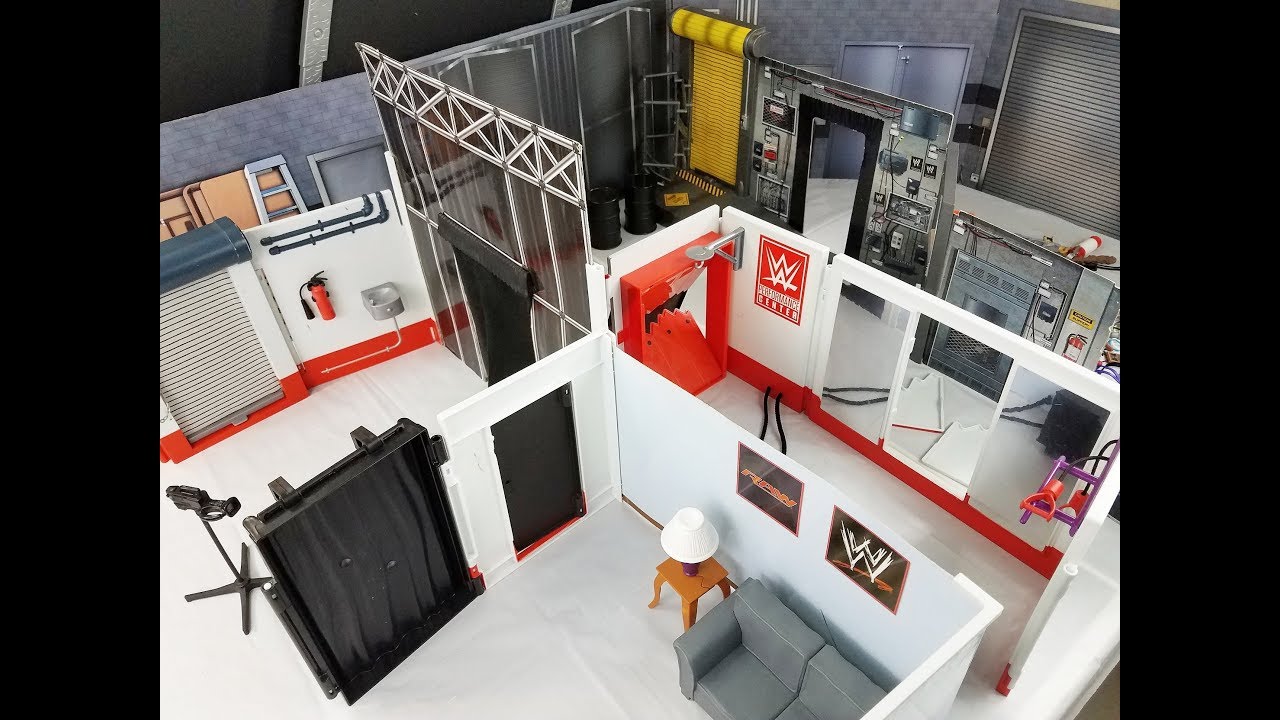 WWE FIGURE BACKSTAGE CUSTOM ARENA!