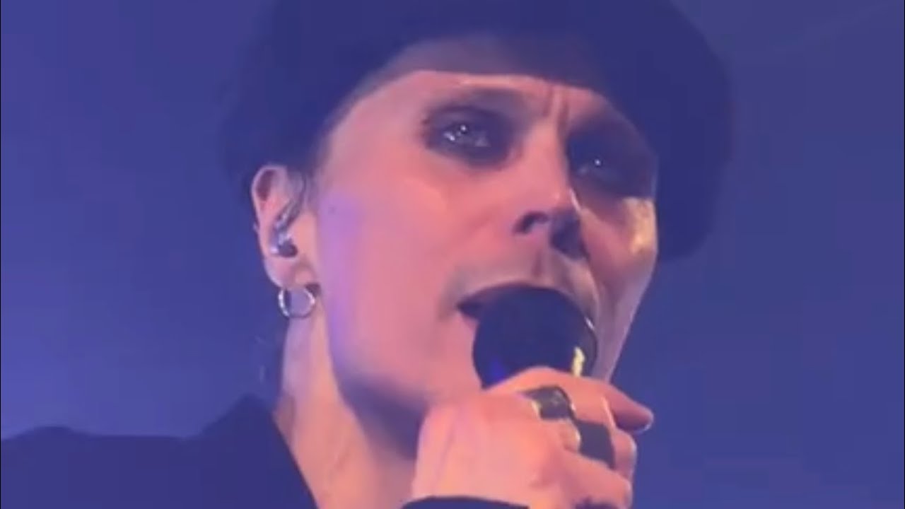 VV WLADE @ KÖLN 8.3. (Live stream itsalltears_616)