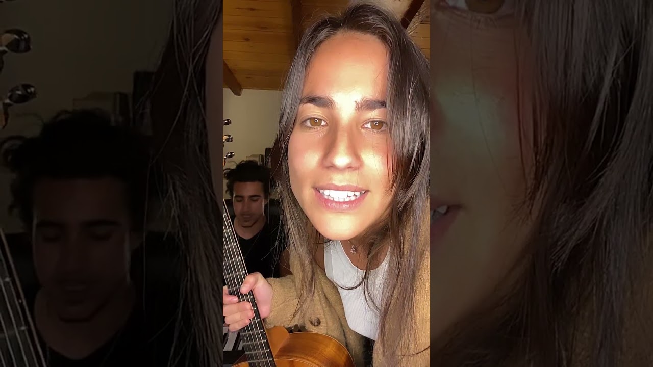 Julia Medina en directo por Instagram cantando junto a Gonzalo Hermida (11.04.2021)
