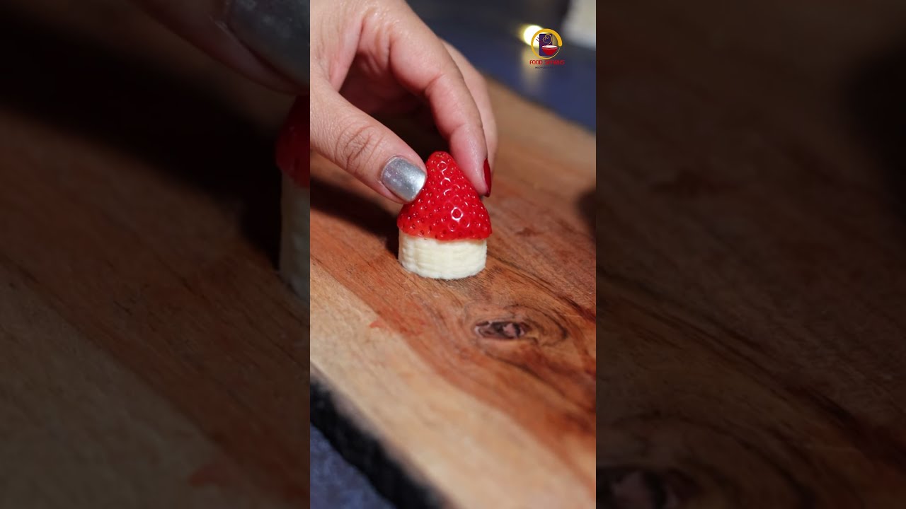 Strawberry Banana Santa Hats #shorts #shortsvideo #christmastreats