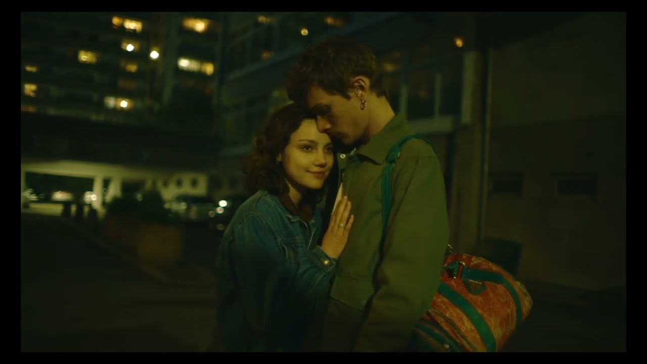 Chrys Herz - stay with me tonight (Official video)