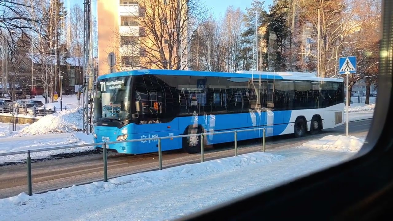Kakkostyypin Keskimatala Kaupunkiliikenne-Raitioliikenne 81 linjalla 8
