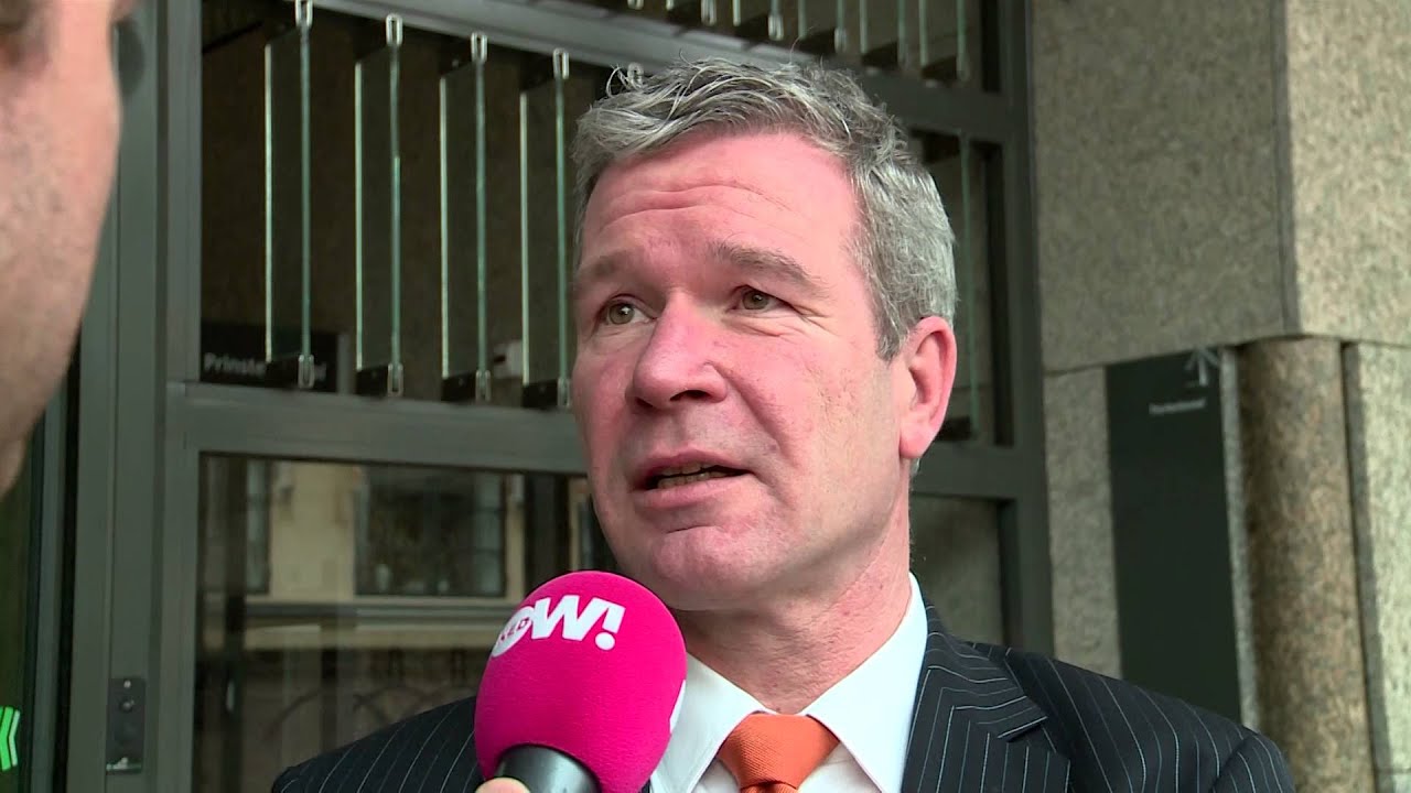 PowNed 27 januari 2016: Woede om buitenechtelijke zoen SGP-leider
