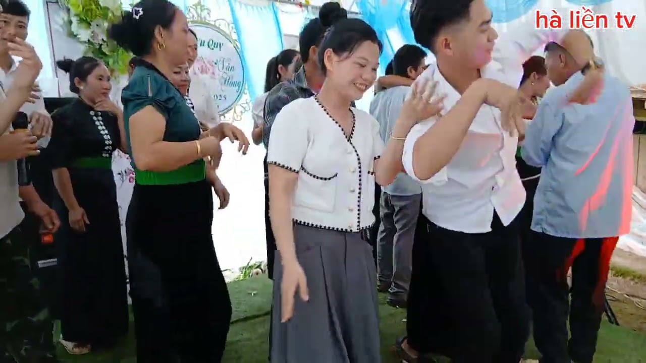 Gái thái tây bắc nhảy cực đẹp