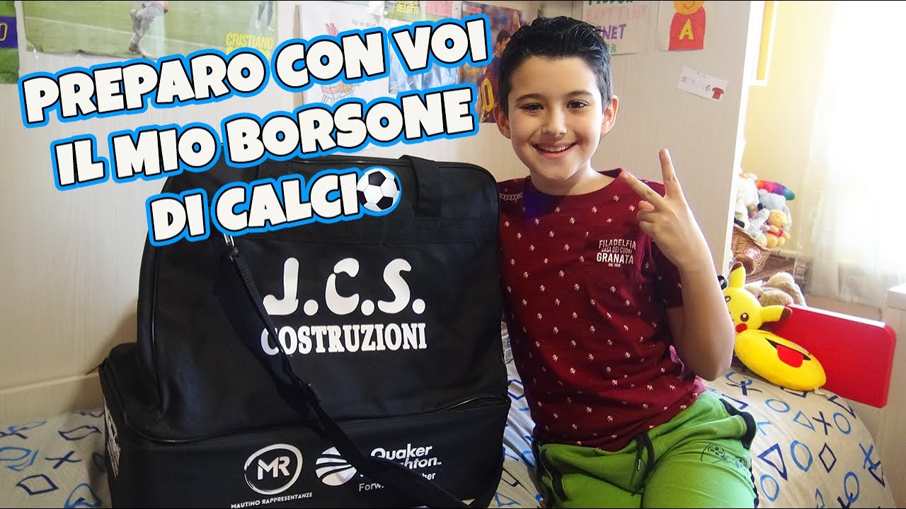 PREPARO IL MIO BORSONE DI CALCIO CON VOI!!😎⚽❤ - Pippo Official Channel