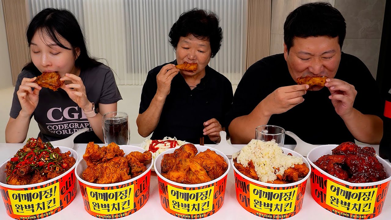 Дешевая и большая жареная курица с чесноком, чили - шоу еды Mukbang