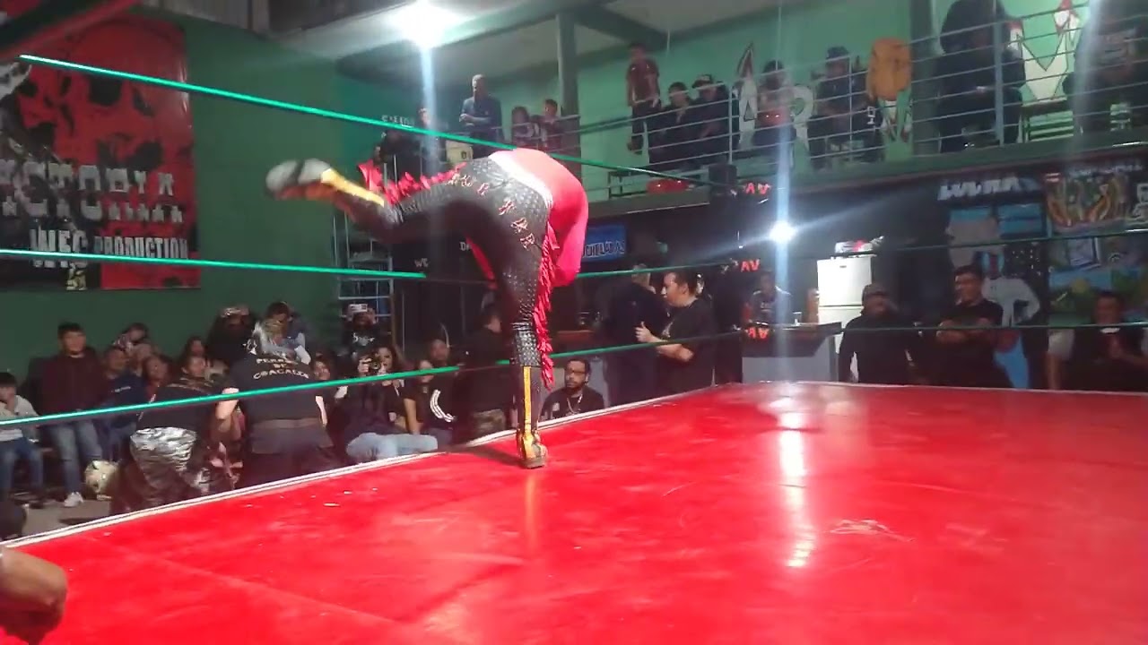 LUCHA LIBRE ARENA VICTORIA PROMOCIONES MURAYAMA 10 DE ENERO 2026 CAZADORES VS PERROS DE COACALCO