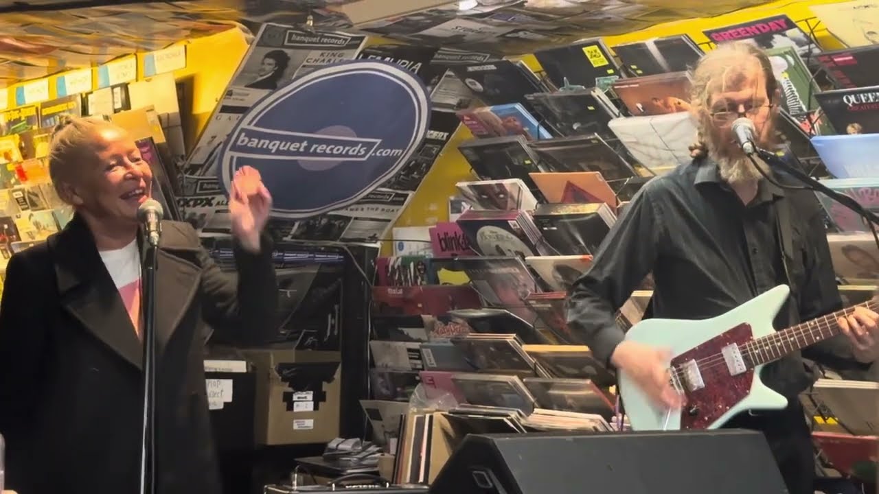 Wendy James-I Want Your Love (Transvision Vamp) @ Banquet Records, 2nd Nov 2024