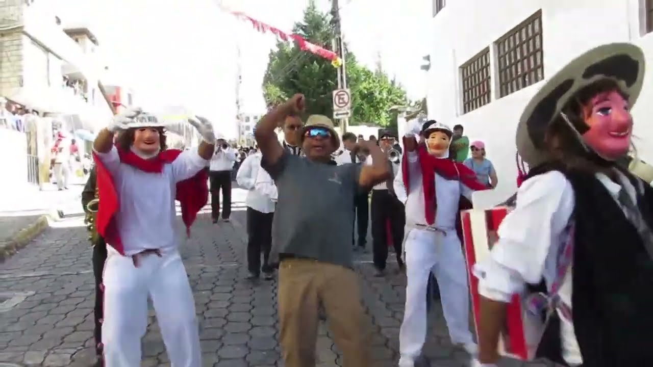 Desfile en Honor al señor del Árbol Pomasqui│ChullaXavi