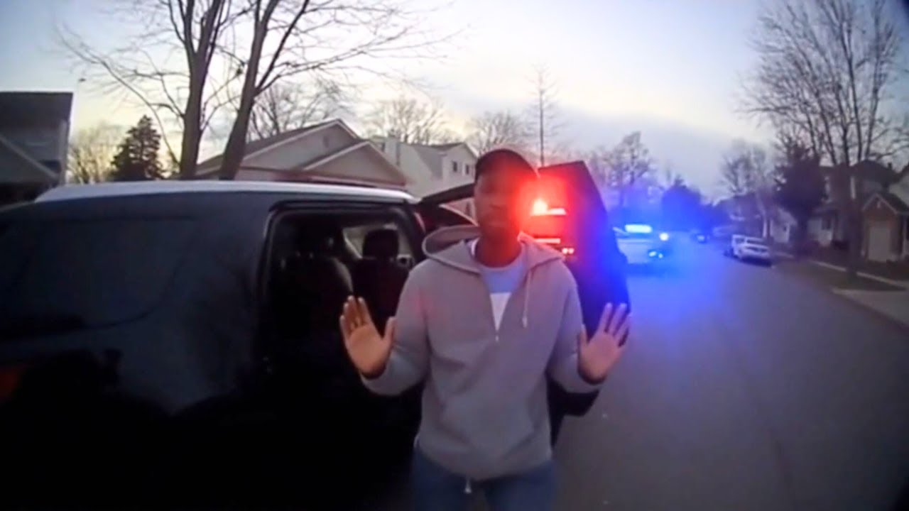 City Cop Pulls Over Black Suspect – Ends His Own Career