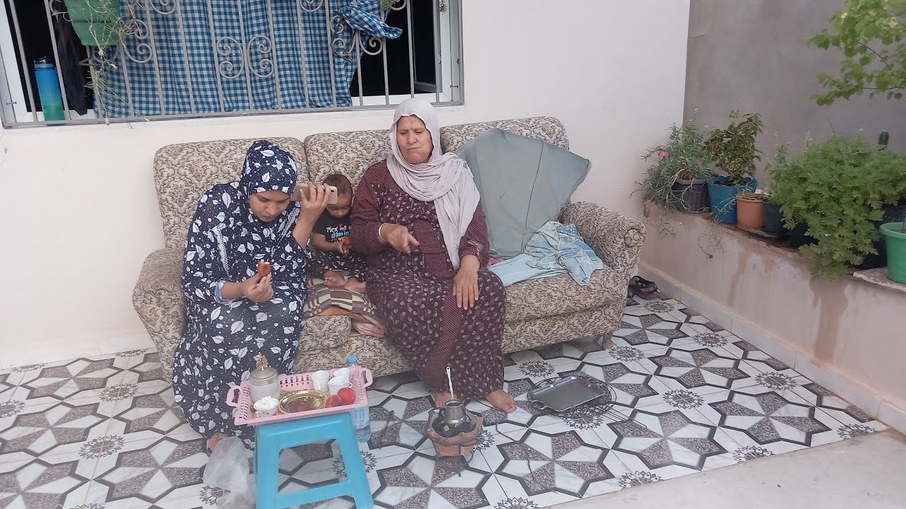 قعدة معاهم بالدنيا و ما فيها❤️ بدينا فالتحضيرات المدرسية📘✏️ فرشت الدار لاستقبال الشتاء🌧