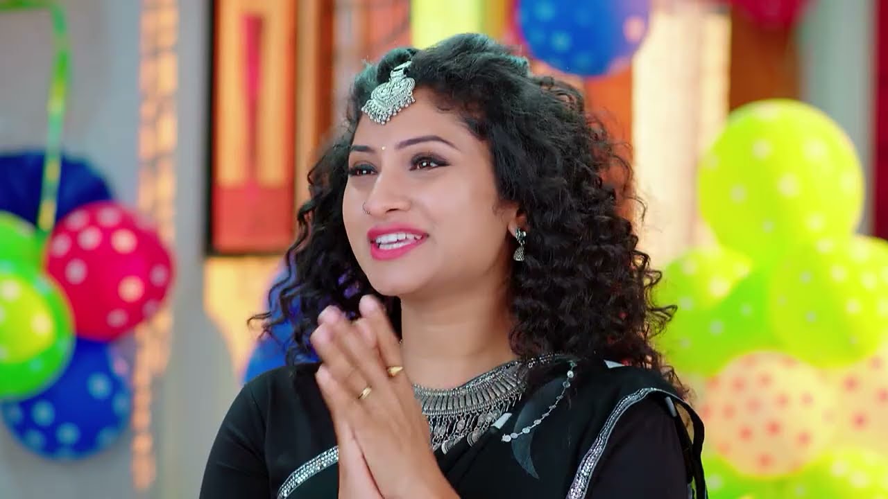 ಗಂಗಾಧರ ತಿಲೋತ್ತಮಾಳಿಗೆ ಗುಂಡು ಹಾರಿಸಲು ಯತ್ನ - Trinayani - Full Ep - 939 - Zee Kannada