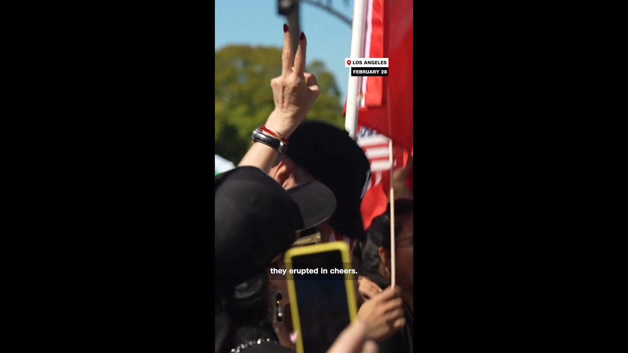 Iranian community in L.A. calls for regime change after Ayatollah&rsquo;s death