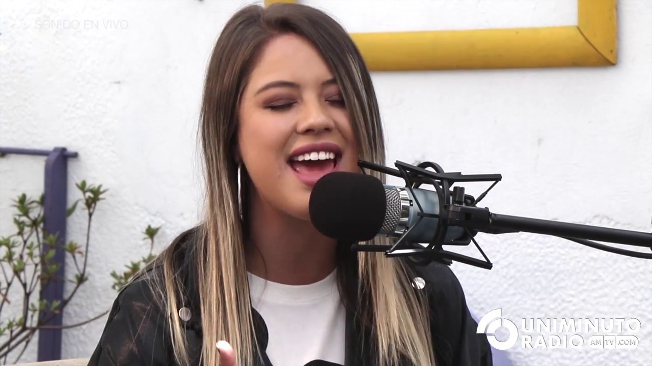 El Reflejo - Sara Borraez : UNIMINUTO Radio Live Sessions