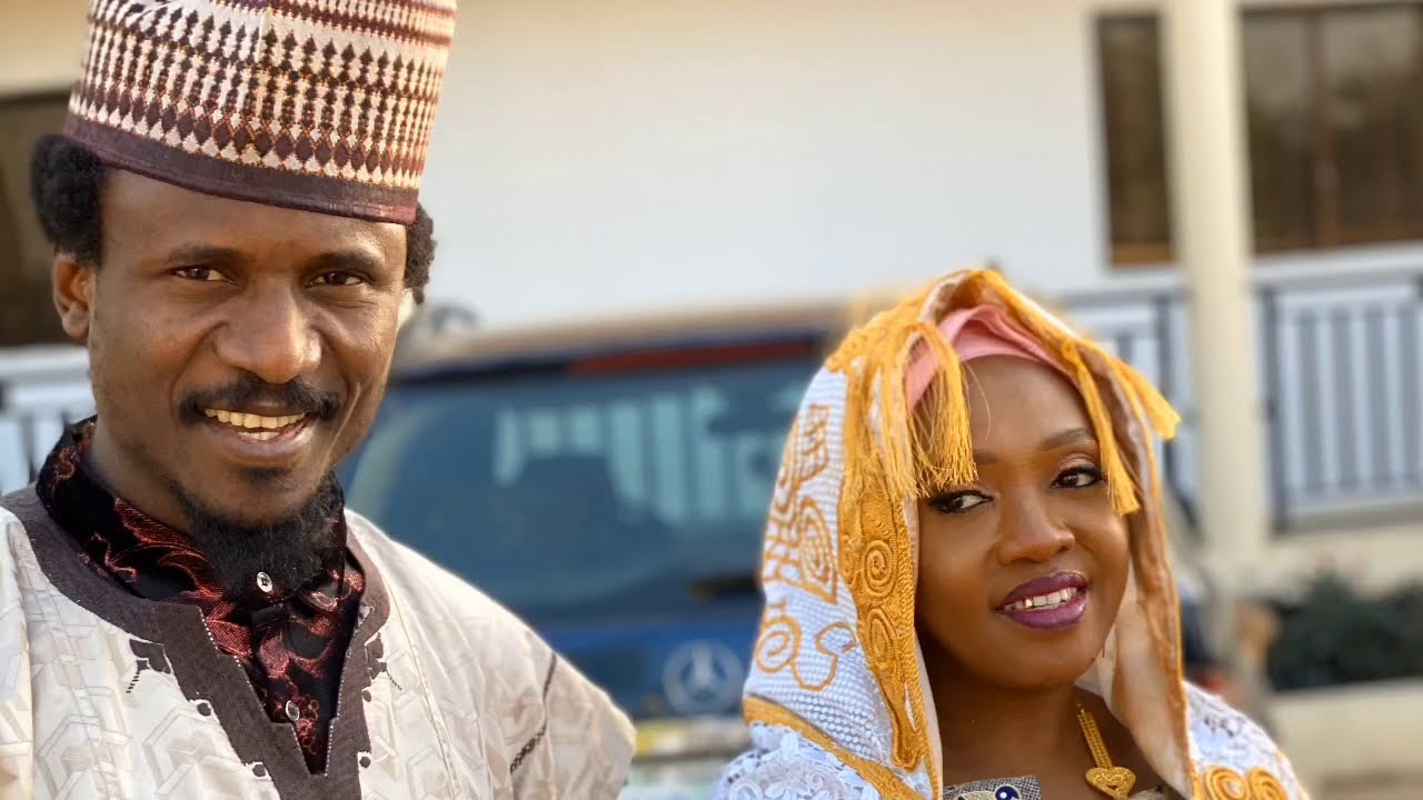 Sarauniya Ramatu by Nazir M Ahmad (Sarkin Waka)