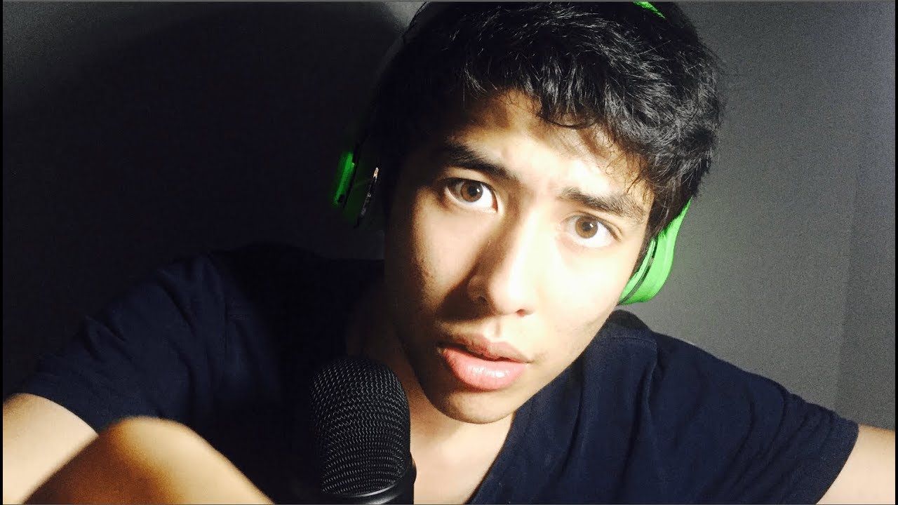 [ASMR] Binaural Ear-To-Ear 100 Random Facts (Whispered)