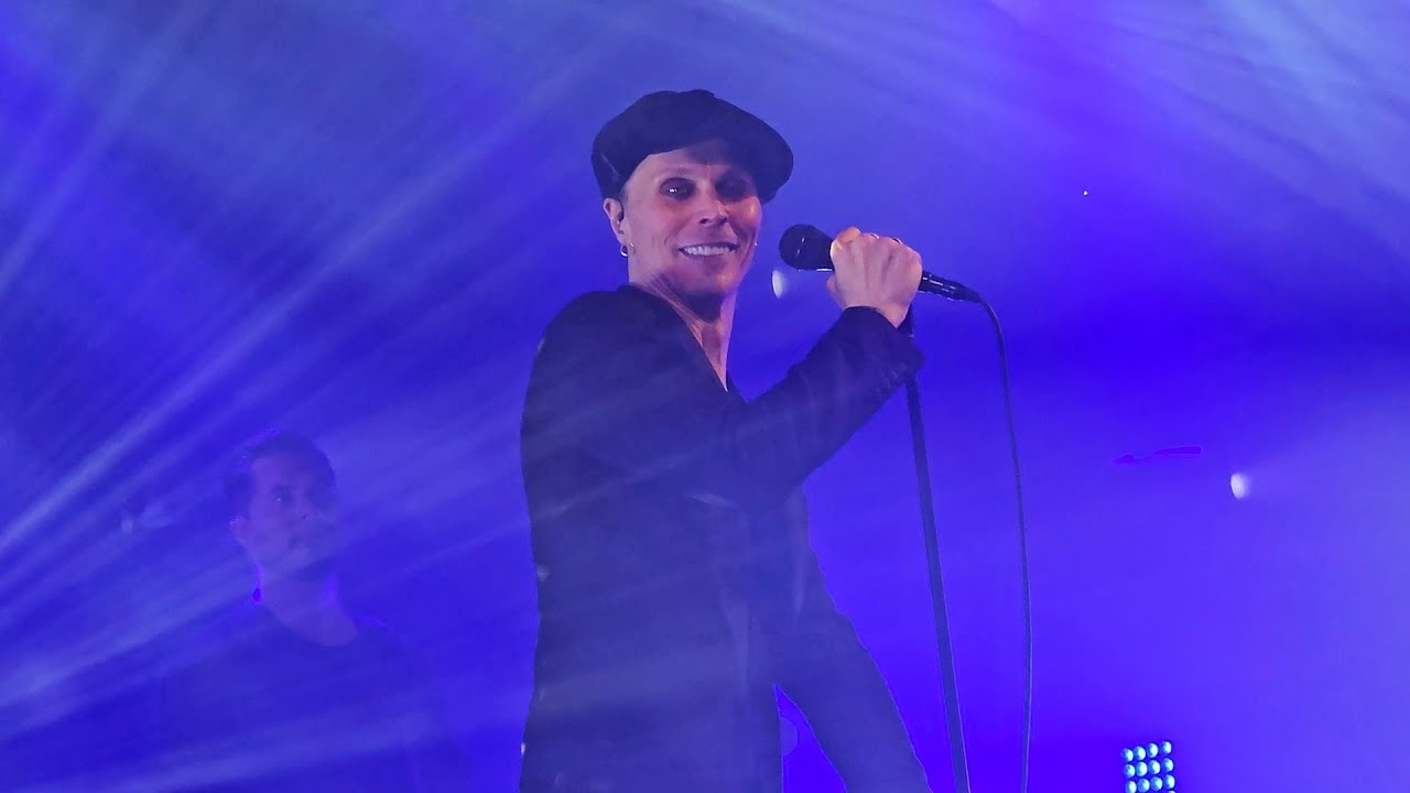 VILLE VALO - When Love and Death Embrace - Neon Noir tour 2024, 11.4.24, Cvetličarna Ljubljana (SLO)