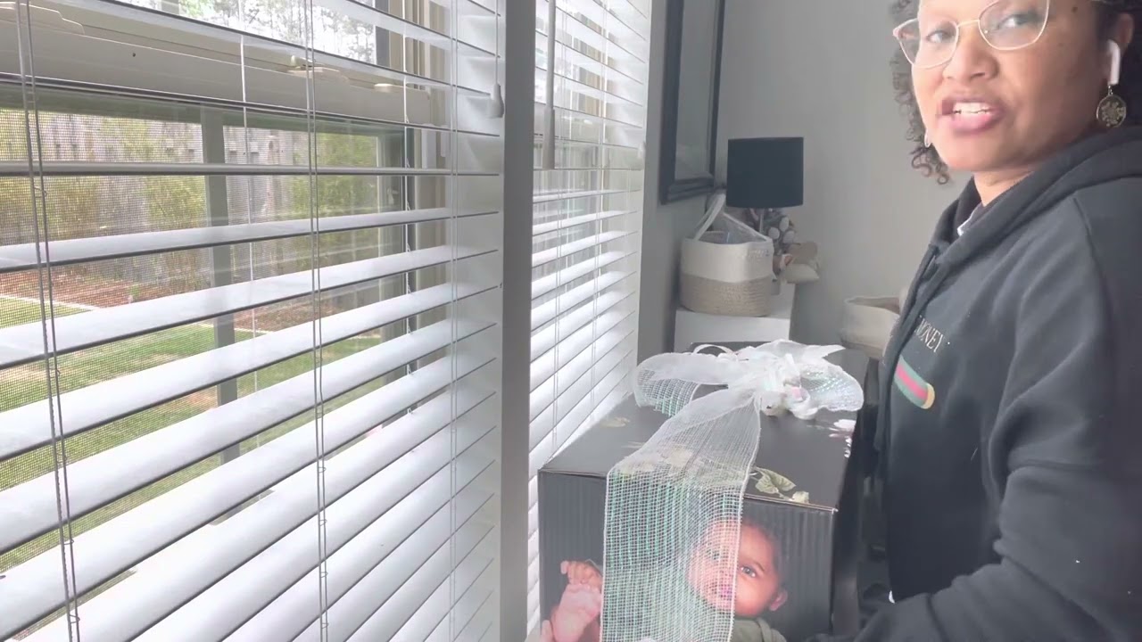 Box opening of a Fleur Bébés Nursery baby - by Lena Smith - This is my first video; please enjoy!