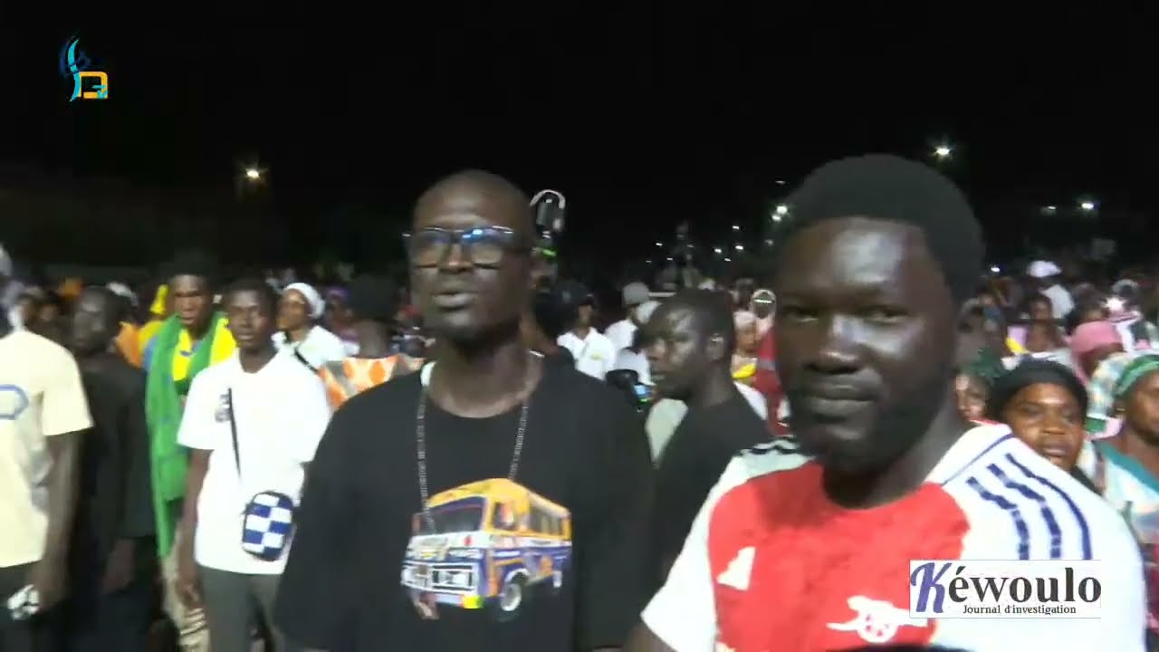 En Direct:Meeting d'Anta Babacar Ngom (ARC)apres la sortie de sonko