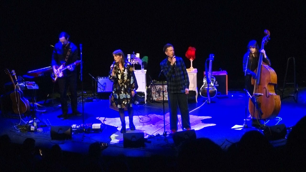 Timo Räisänen & Amanda Ginsburg - Blinkar blå - Lilla Cirkus, Stockholm 2021