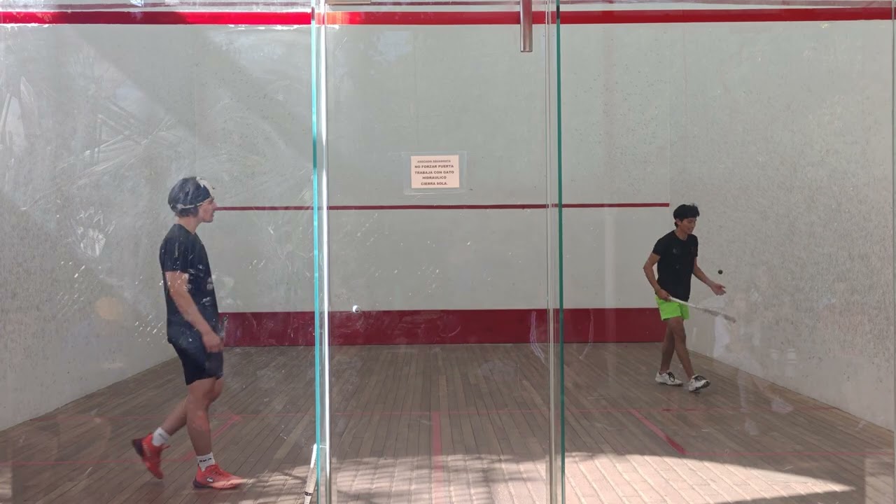 Squash Españita, Leo EsAr VS Brian Arriaga 1er y 2do game. 