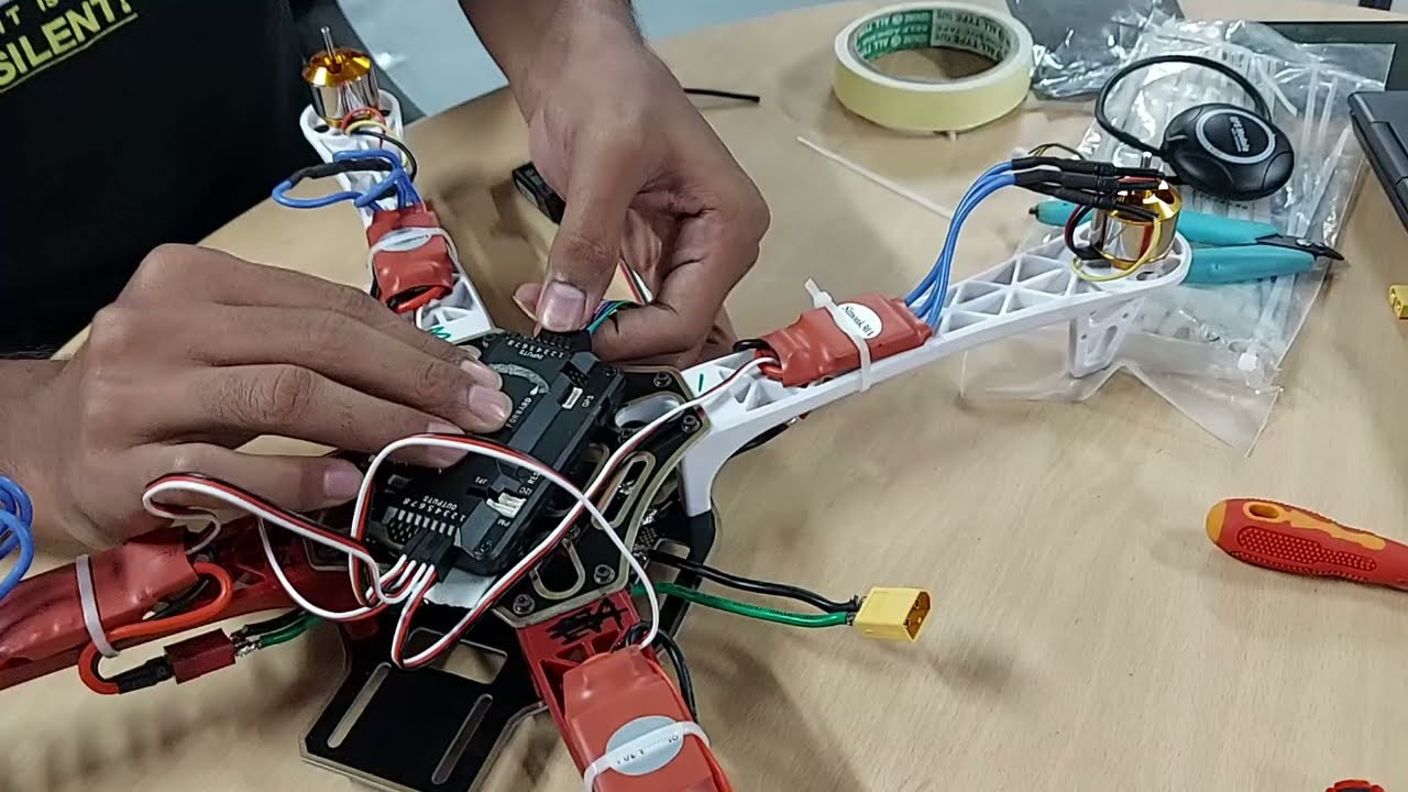 Assembling a Quadcopter using APM 2.8 - Part 1