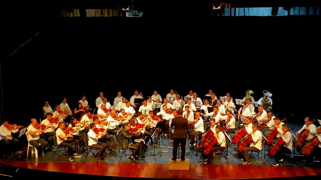 Hino 32 - Orquestrado - Cordas, Madeiras e Metais.