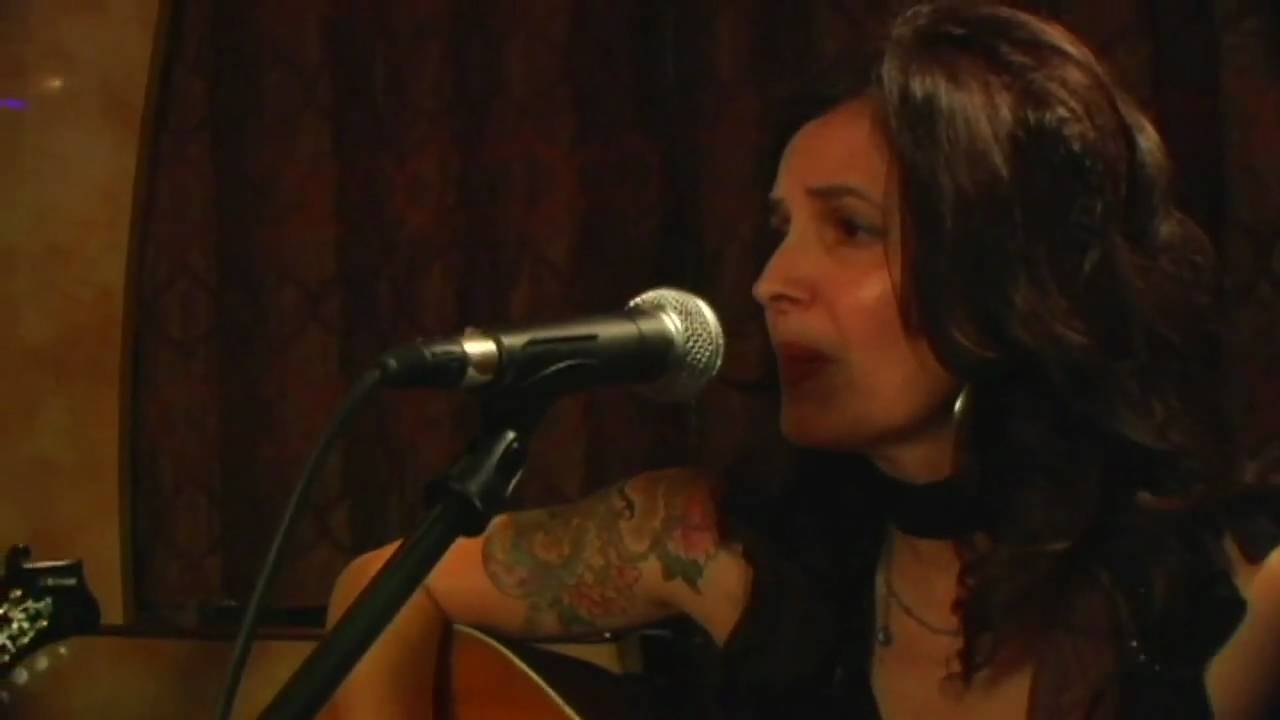 Tara Nevins with The Believers 