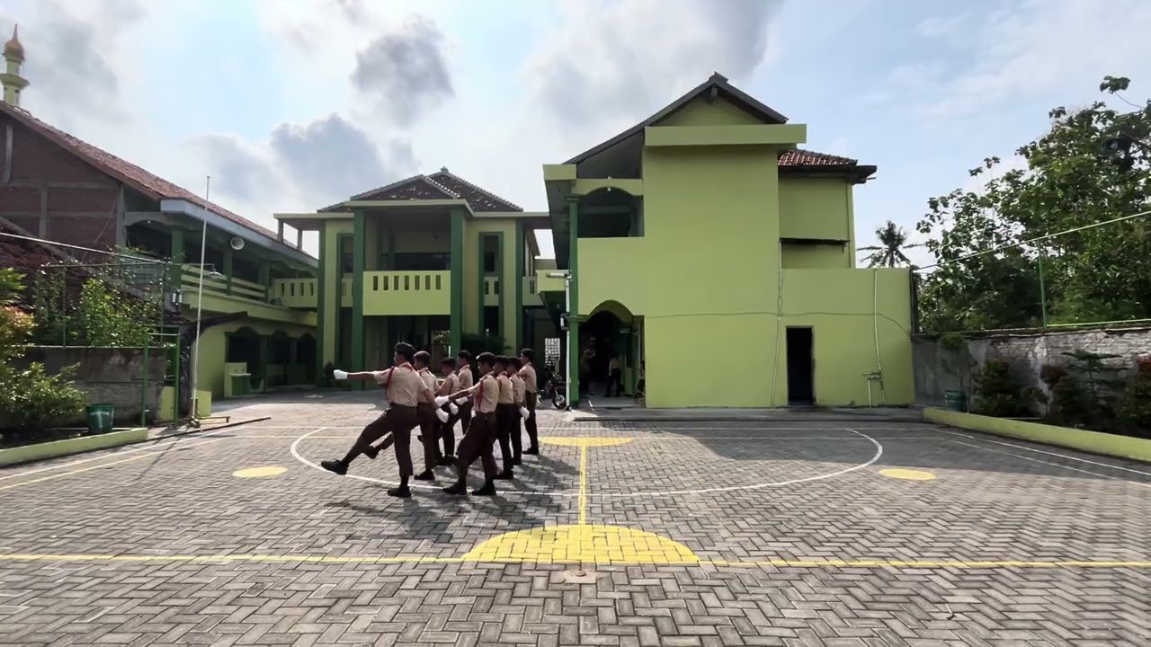 LKBB DEWAN GALANG REGU PUTRA MTs Nurul Huda Dempet gelasi II