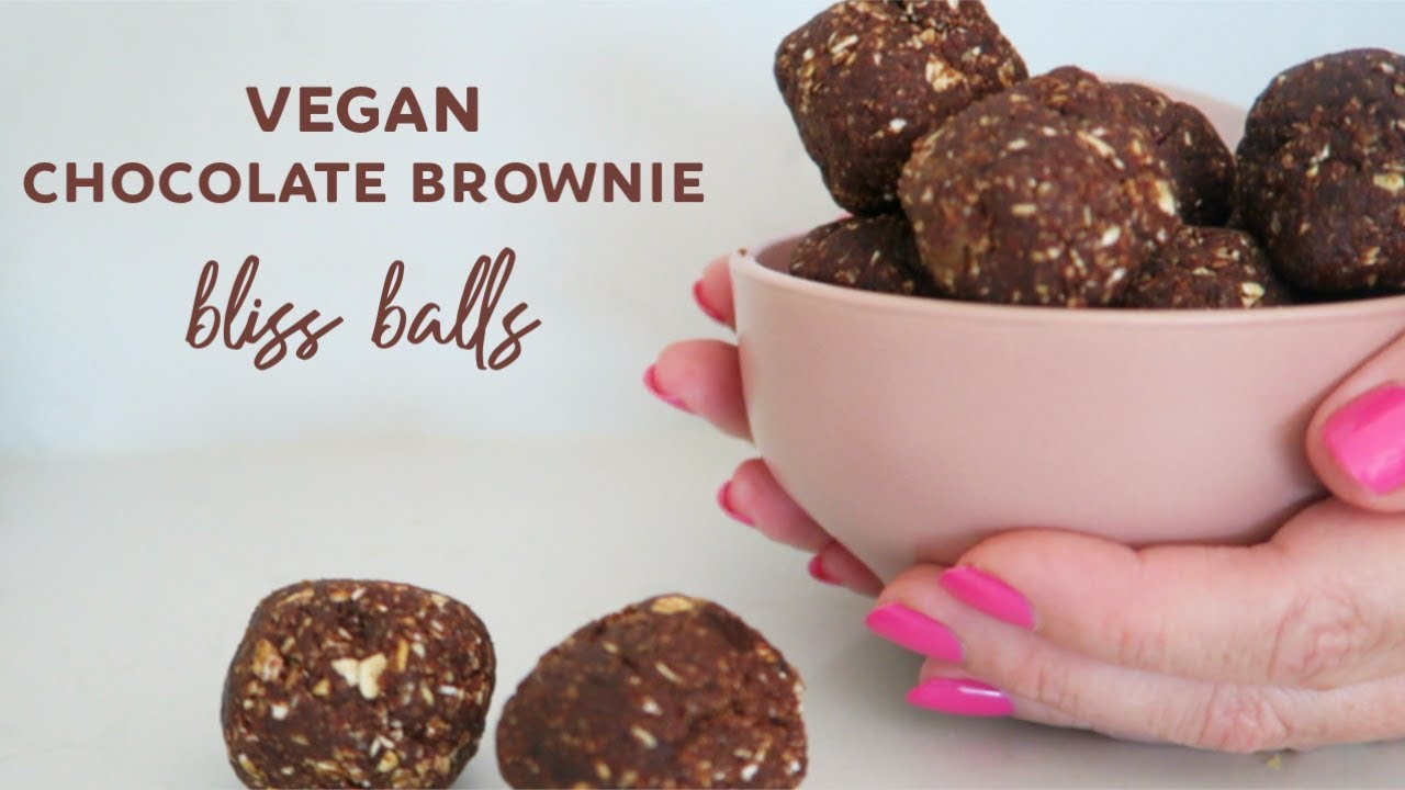 VEGAN CHOCOLATE BROWNIE BLISS BALLS RECIPE -  Healthy + Only 5 Ingredients
