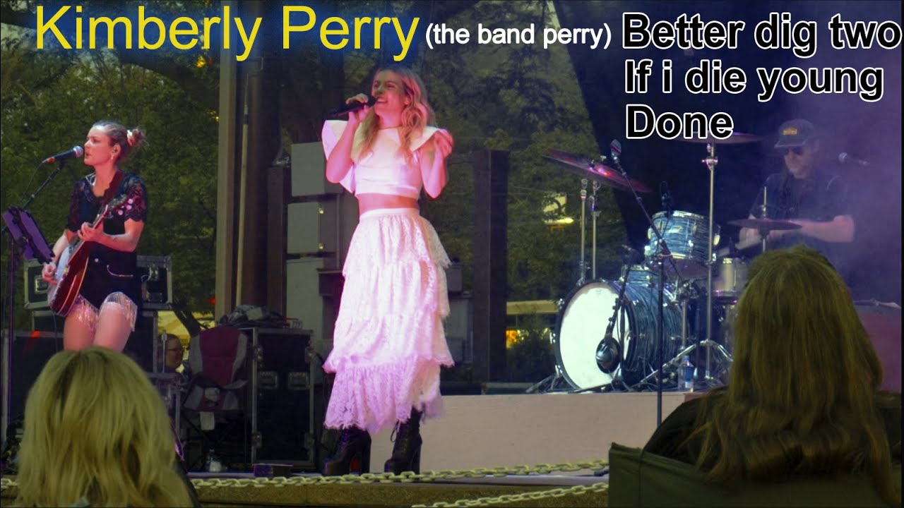 Kimberly Perry (The Band Perry) at Central park, warsaw,In.