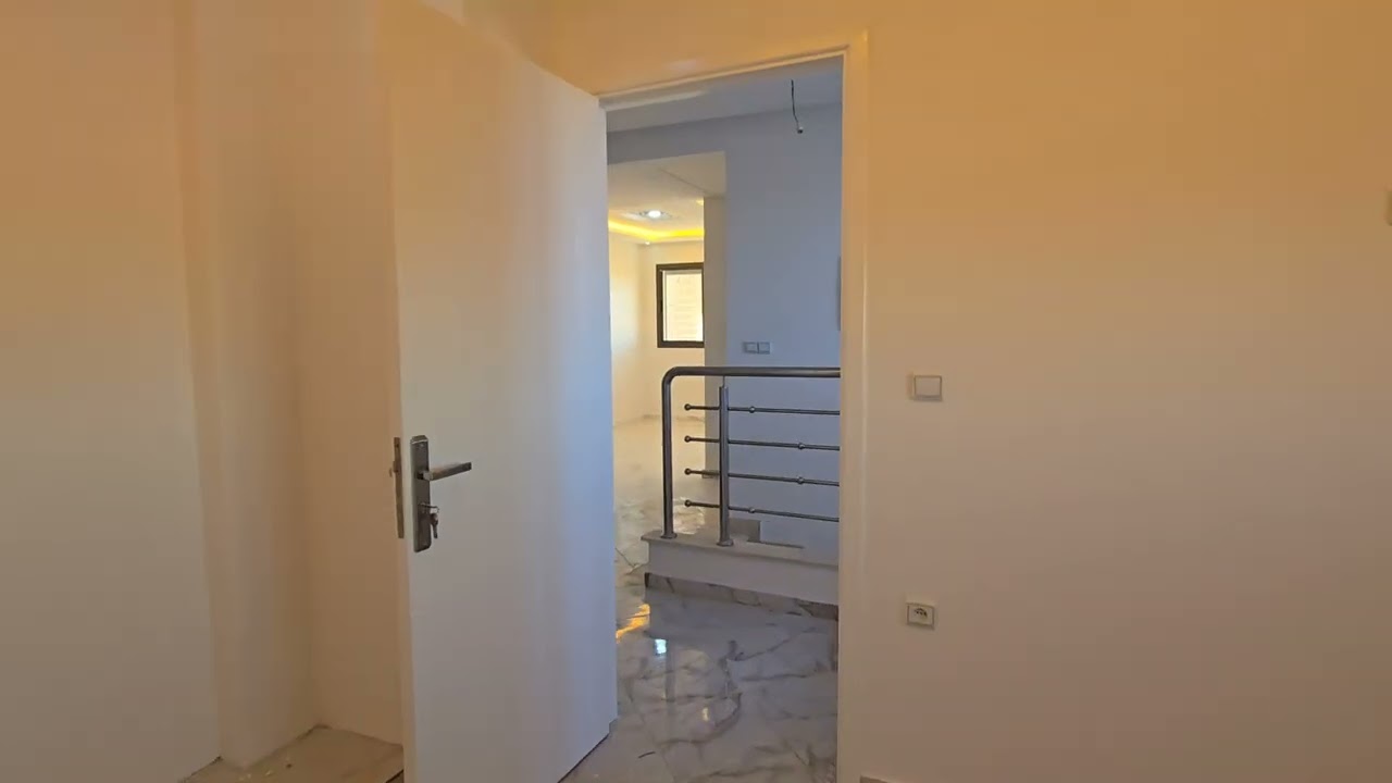 دوبليكس فاخر. للبيع. 130 متر. 68. مليون. - 7 مليون دعم بني ملال...... 0645159112