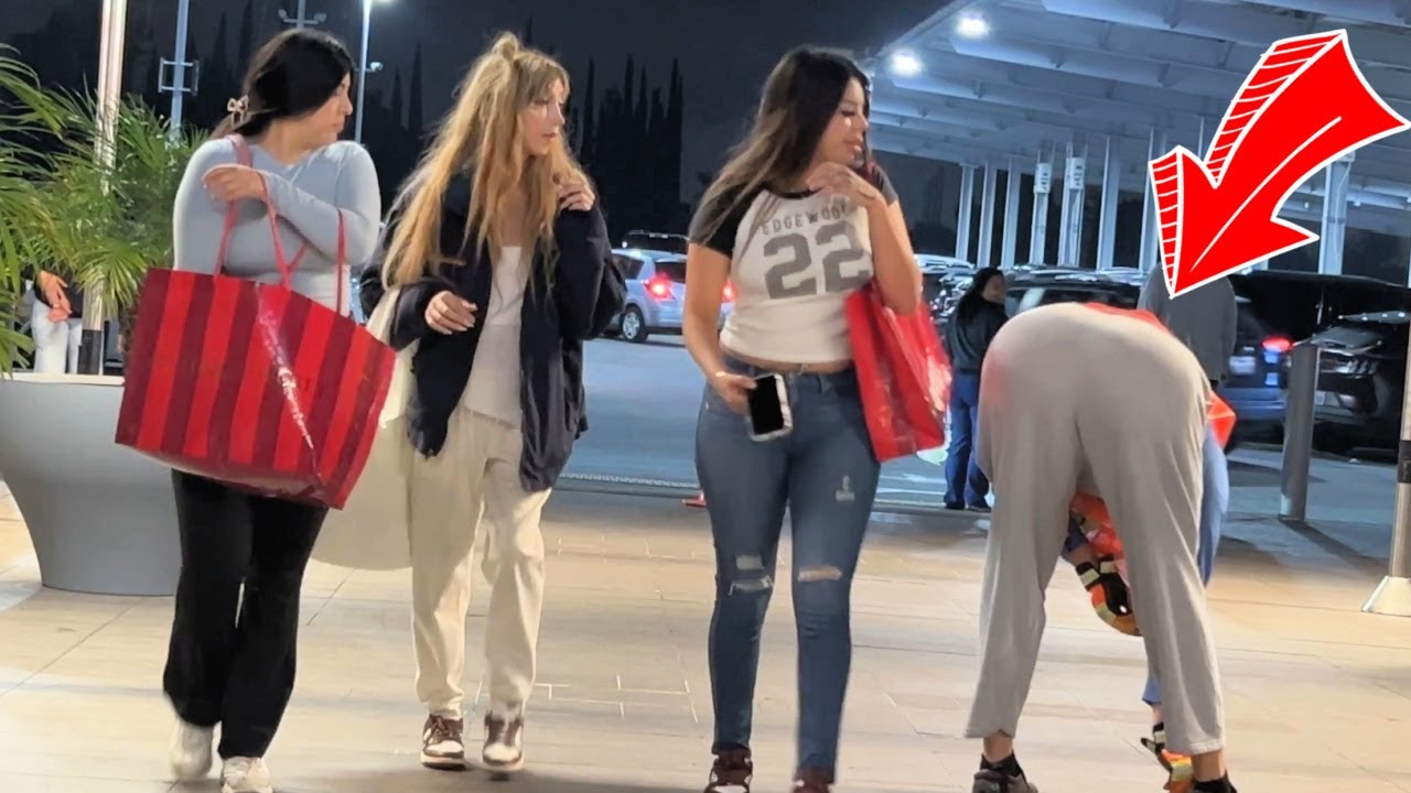 Fat Guy With BBL Farts On Girls At The Mall!! (Baked Bean Farts)