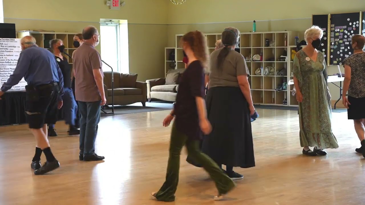 Fair and Softly, English Country Dance