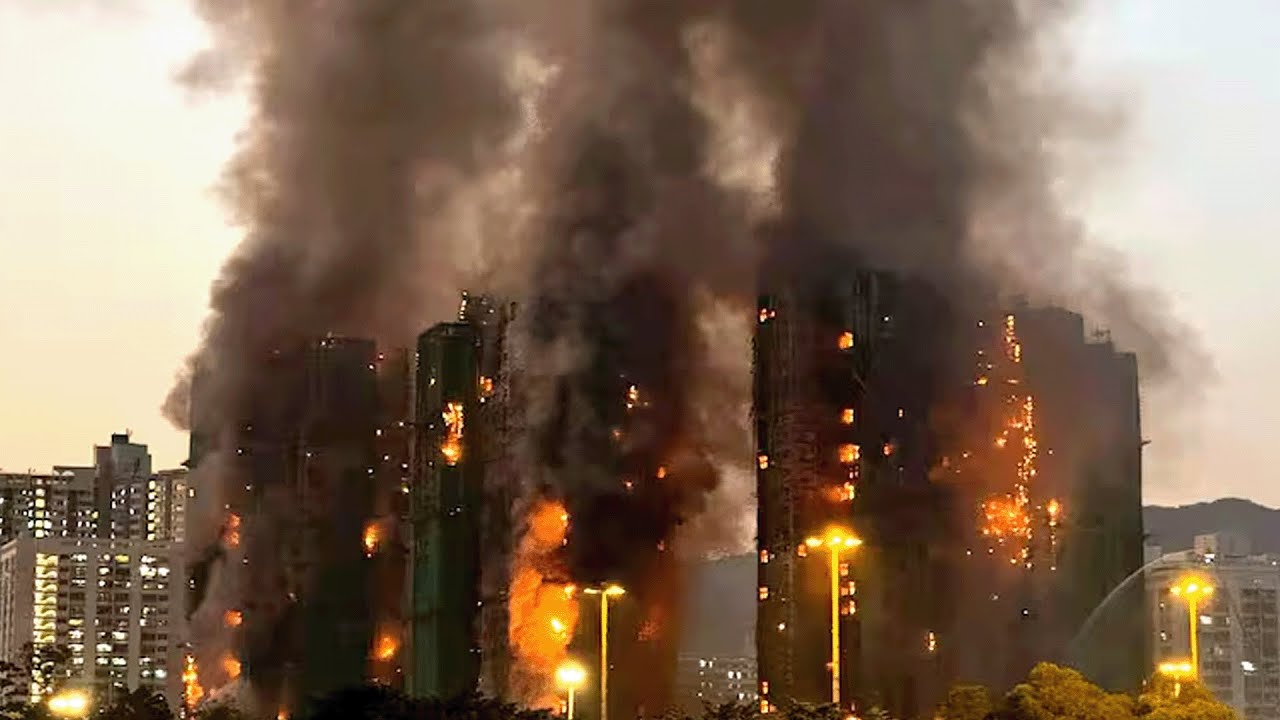 Impactante incendio en unas torres en Hong Kong: al menos 40 muertos y más de 300 desaparecidos
