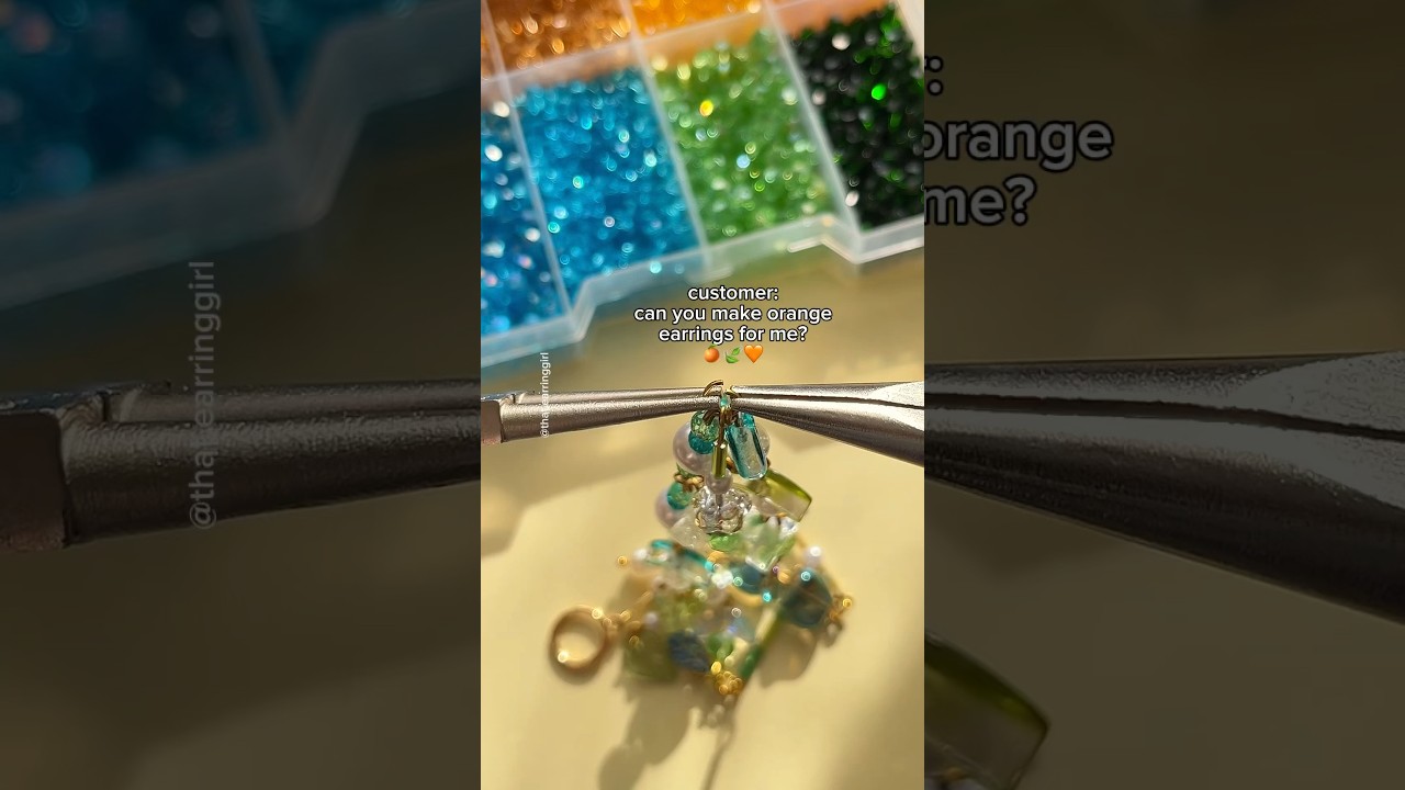 making earrings 🍃🍊#diyearrings #smalljewelrybusiness #makingearrings #handmadejewelry #beads