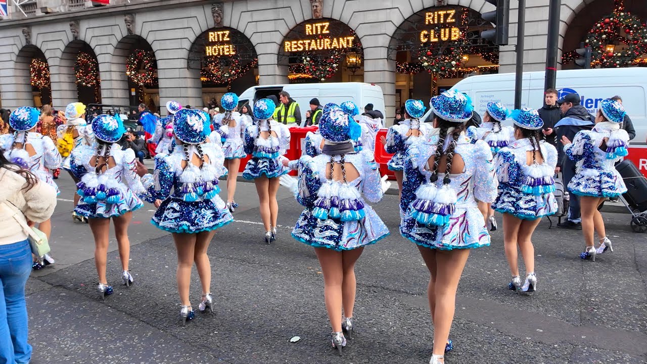 ✨ Spectacular London New Year Parade 2026 | 4K Street View