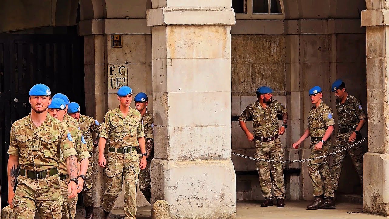 UNSETTLING HORSE HITS the BOLLARDS & QUITS as WREATH-LAYING CEREMONY Happens near Horse Guards