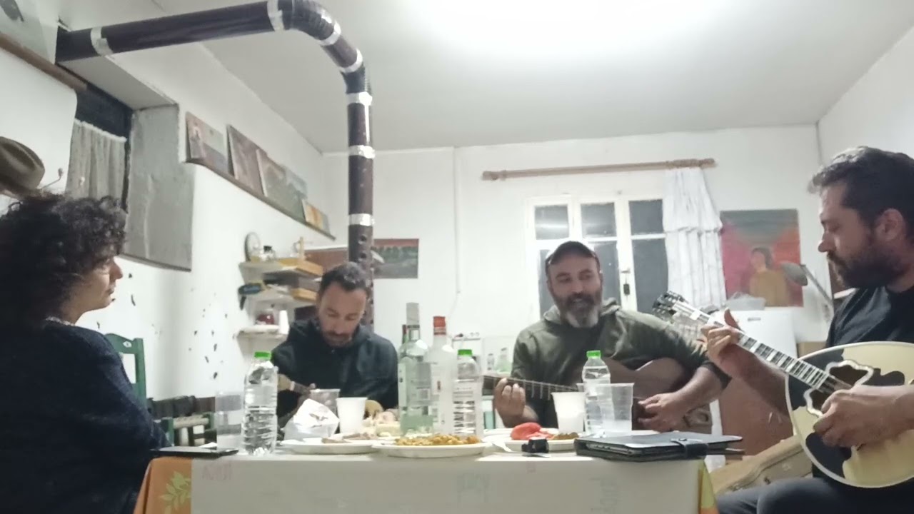 Παμεινώντας-ΠΟΛΥΤΕΧΝΙΤΕΣ