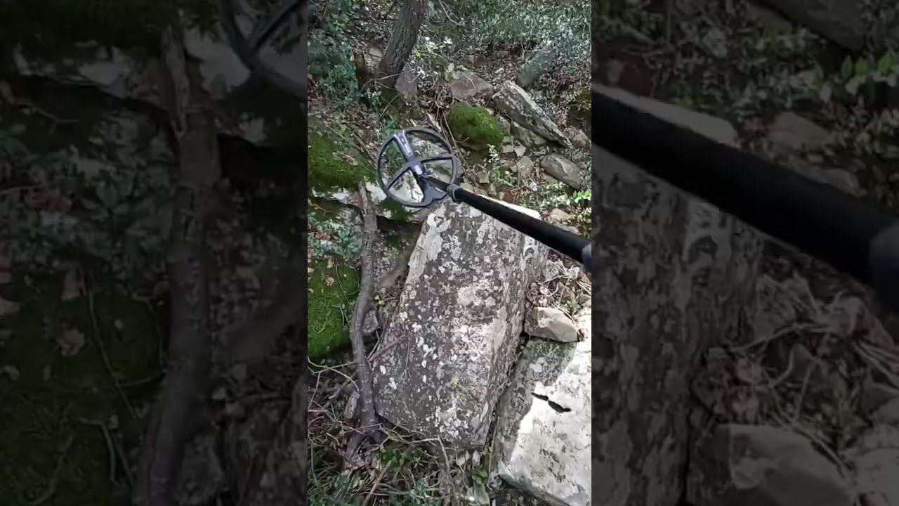 Τα σημαδια οδηγουν εκει που πρεπει ( παλιο Λημέρι Καραούλι ) part1