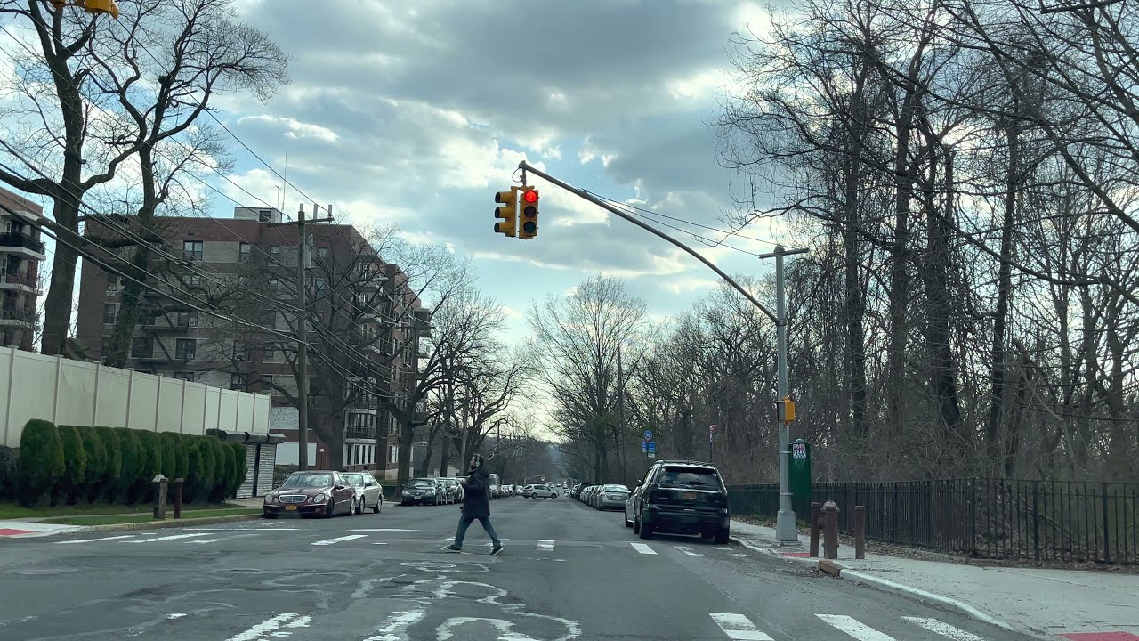 [4K] Victory Boulevard - Staten Island, New York