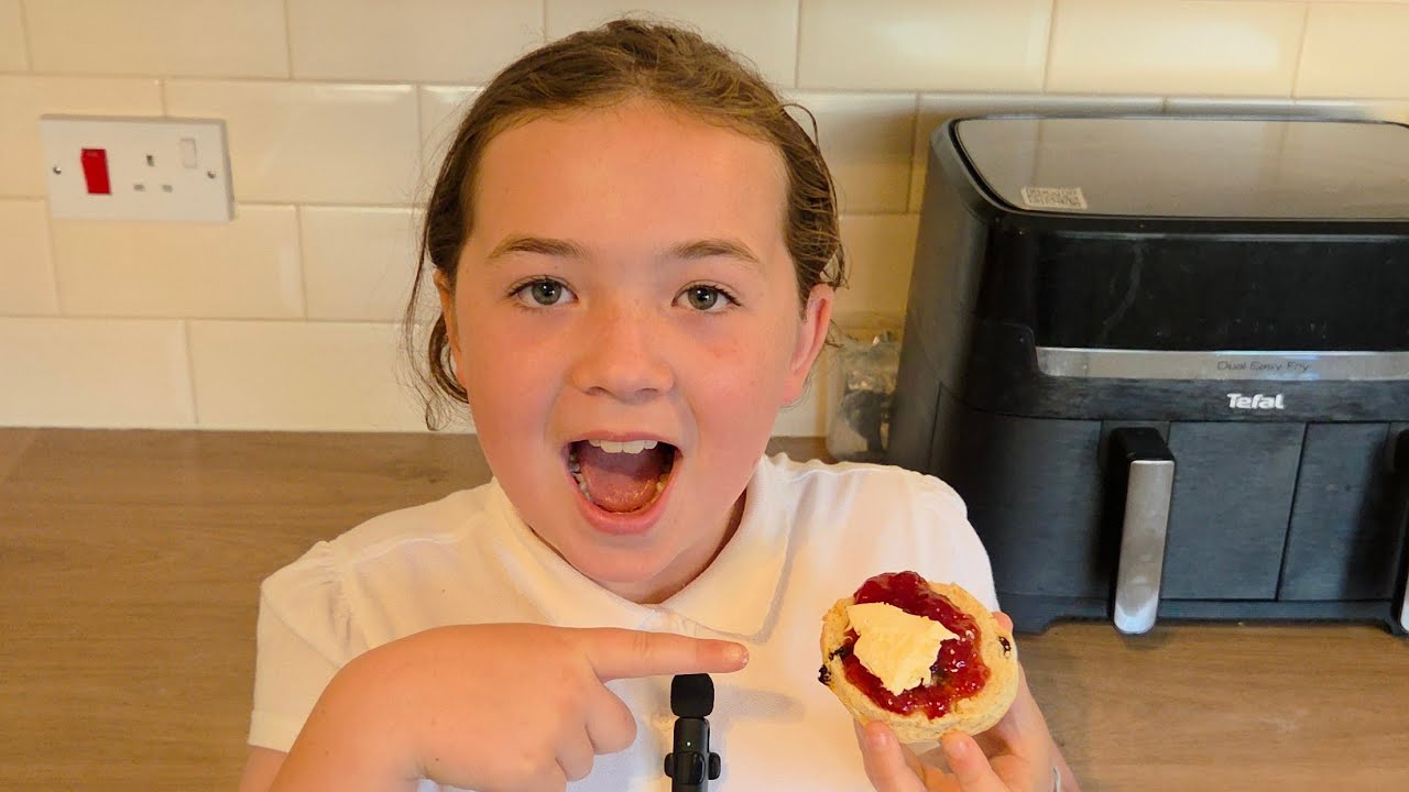 “Easy Homemade Scones | So Yummy, So Simple!”