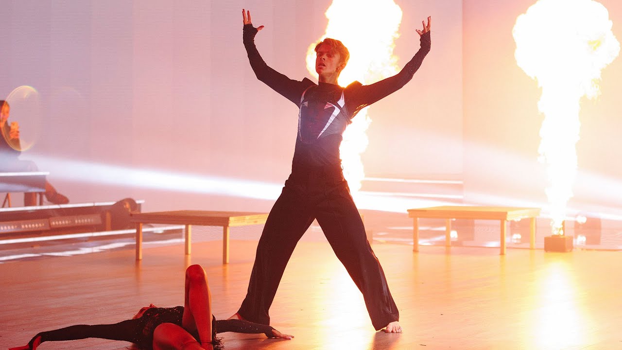 Theo Haraldsson och Paulina Rosenkvist dansar sin finaldans i final…  | Let’s Dance | TV4 & TV4 Play