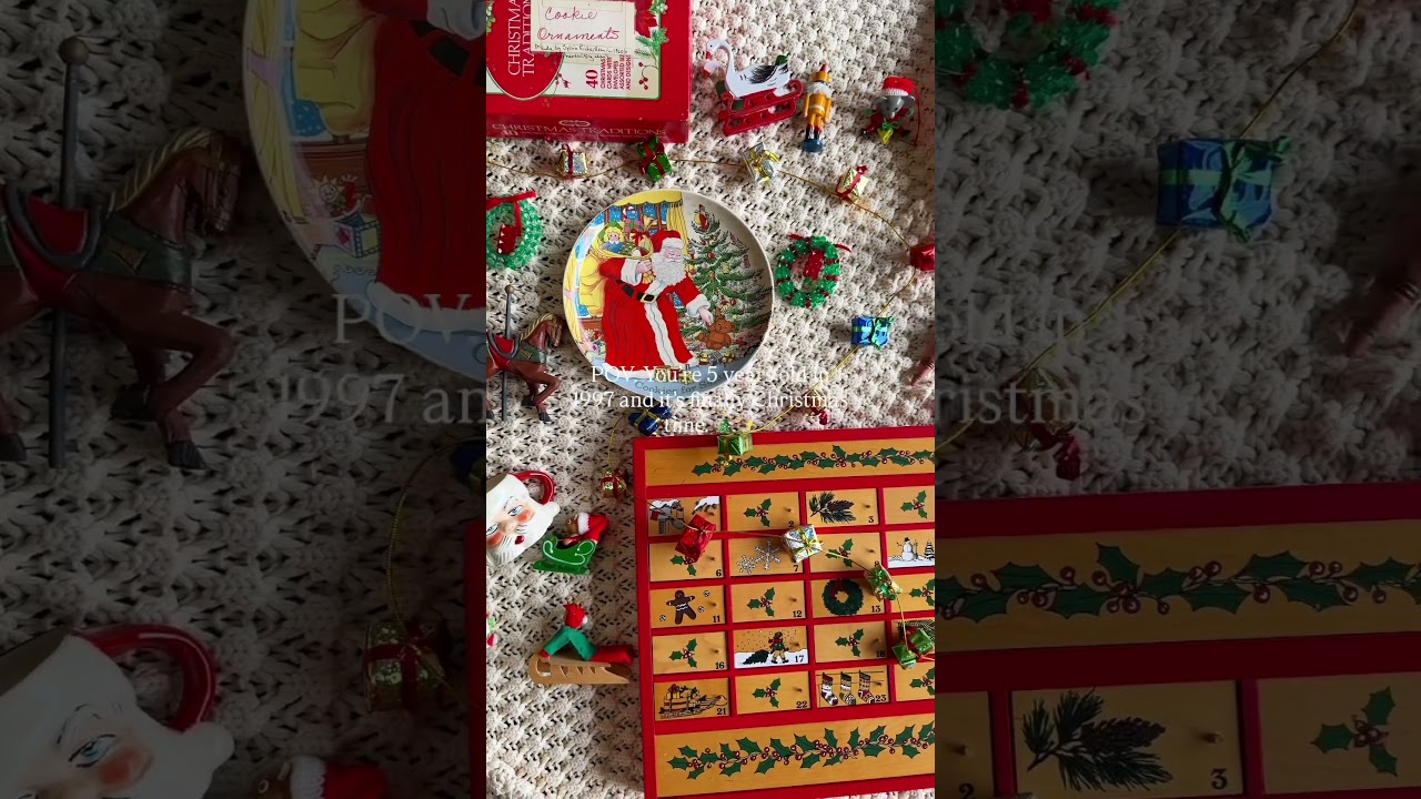 8 weeks to a 90&rsquo;s Christmas! Who&rsquo;s in?! #vintagechristmasdecor #90s